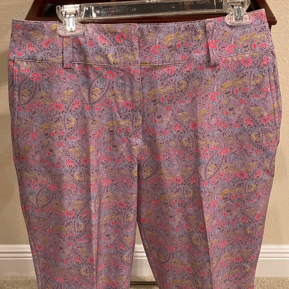 Women's Nike Golf Short, Size 8, Lavender with hot pink, yellow & blue